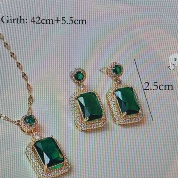 Faux Emerald Necklace Pendant & Earring Set Pierced Ears - Picture 4 of 7